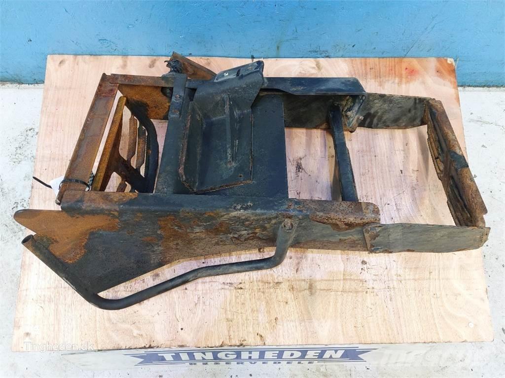 CASE Puma 185 驾驶室与内部