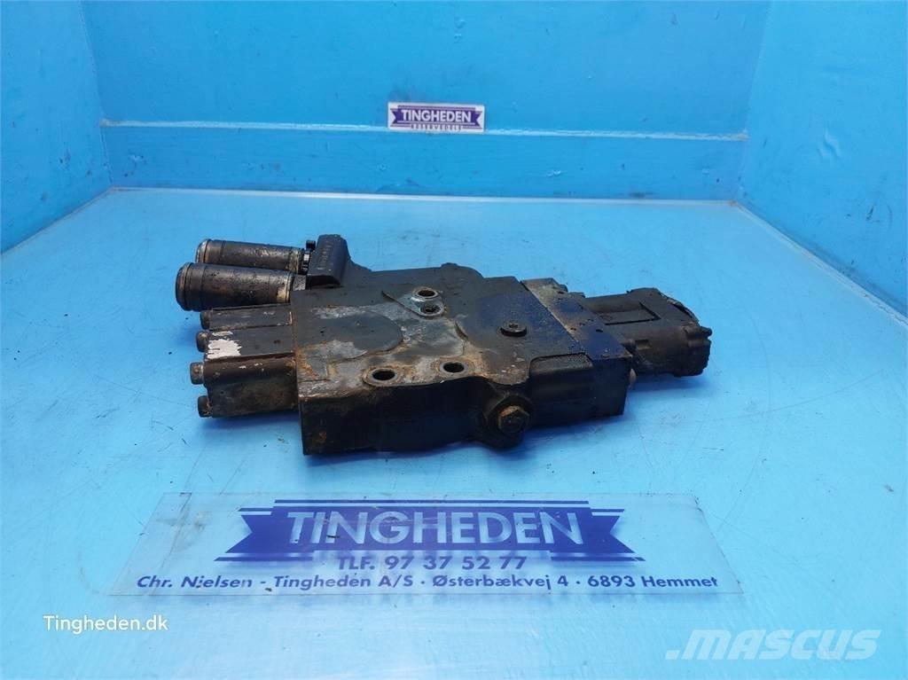 CASE Puma 185 液压