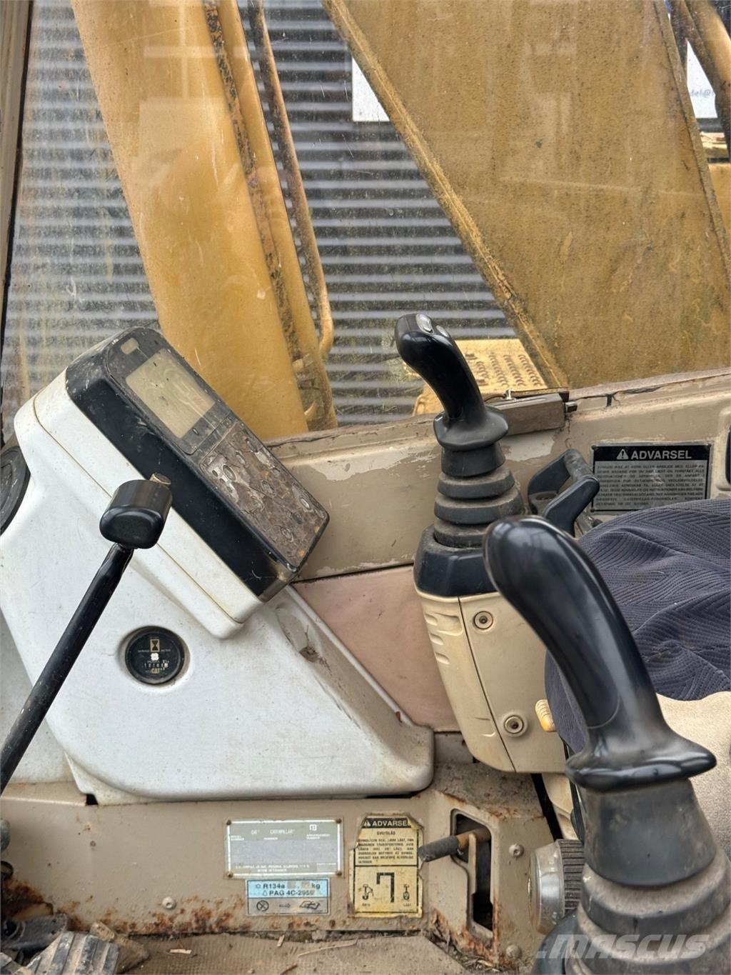 CAT 312 履带挖掘机