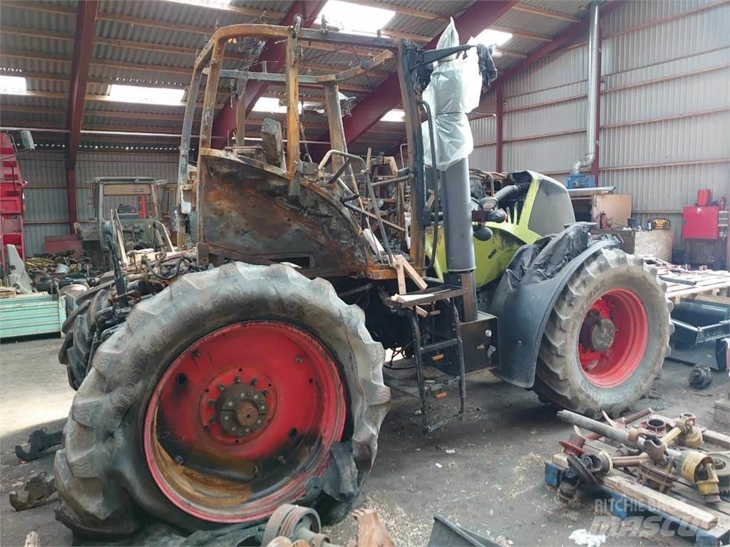 CLAAS Axion 840 拖拉机/农用车