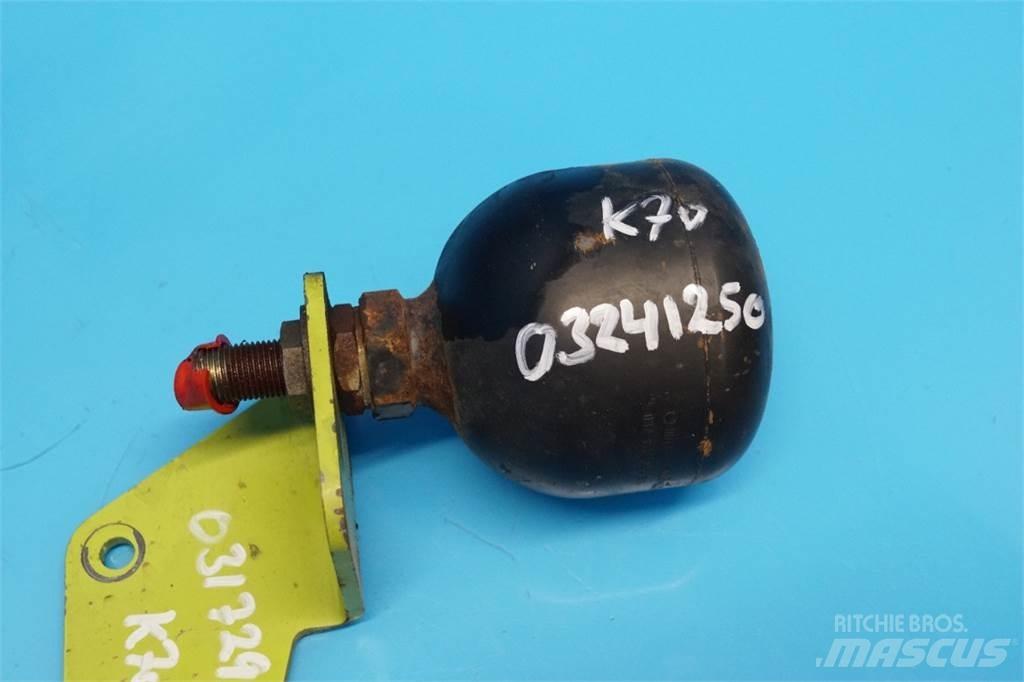 CLAAS Targo K70 液压