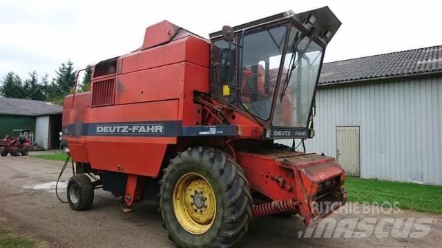 Deutz-Fahr M2680 联合收割机