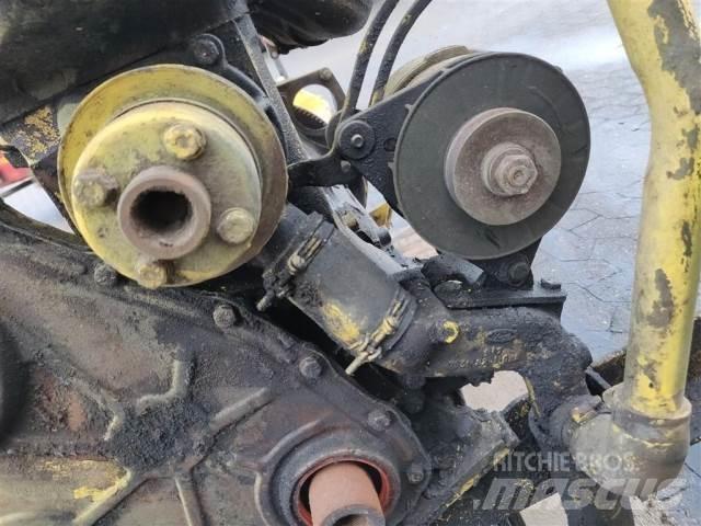Ford 2715E 发动机