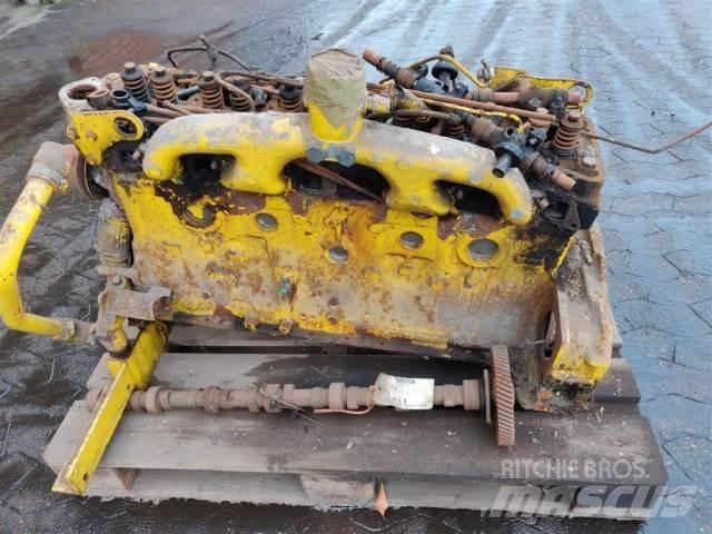 Ford 2715E 发动机