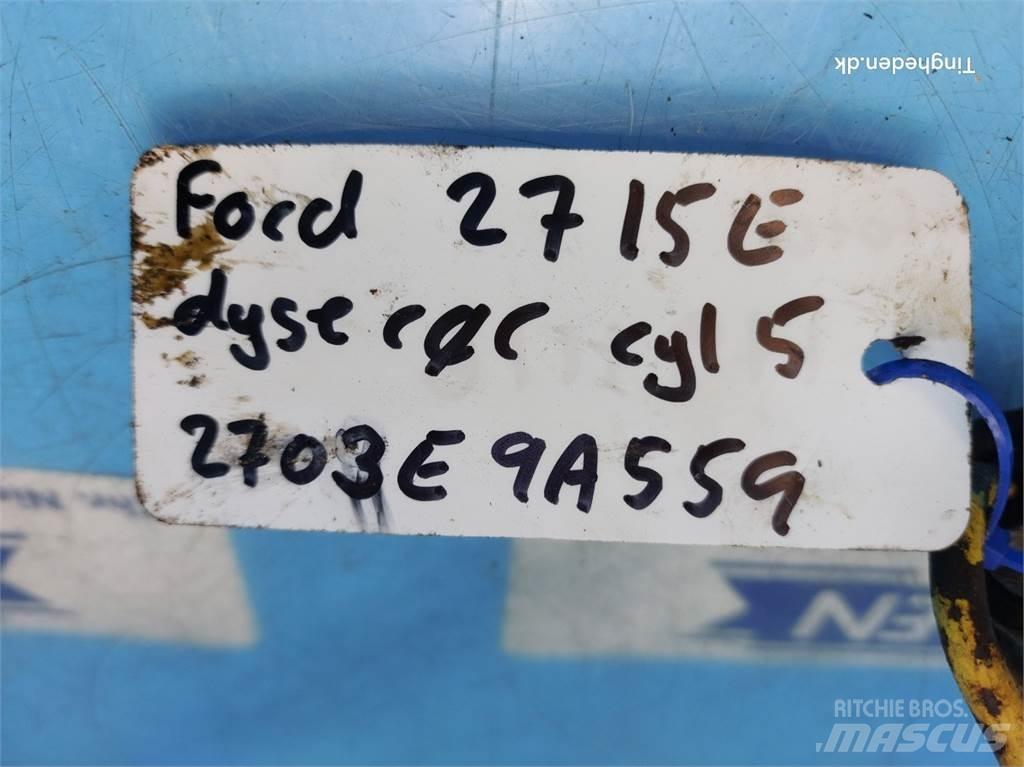 Ford 2715E 发动机