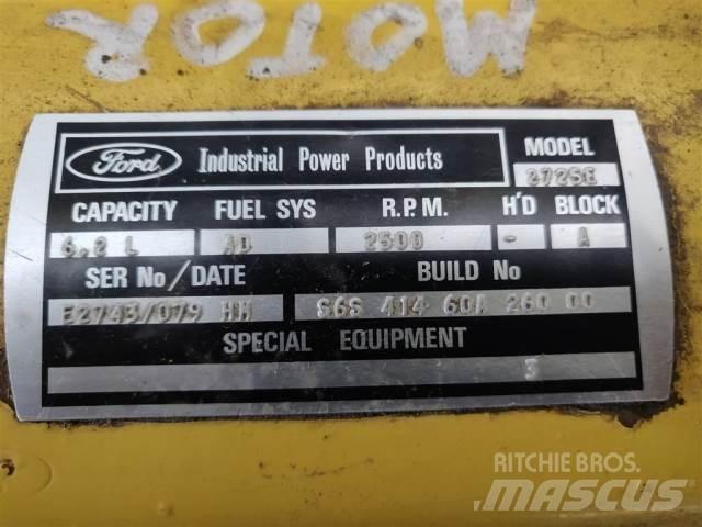 Ford 2725E 发动机