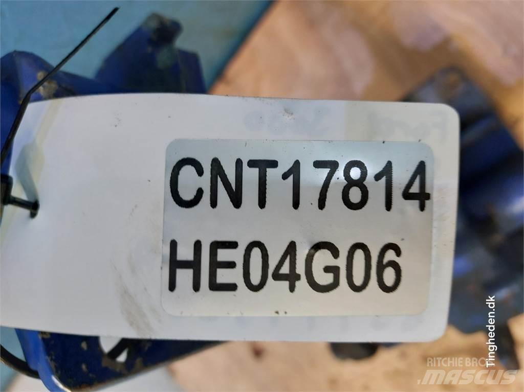 Ford 3000 驾驶室与内部