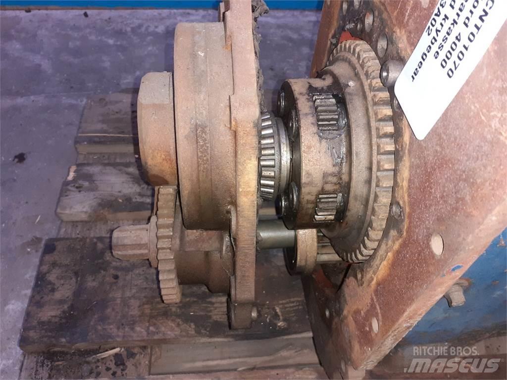 Ford 4000 传动装置