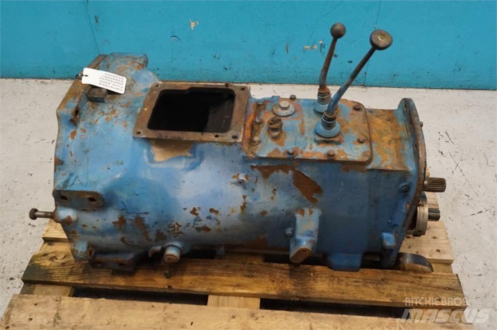 Ford 4000 传动装置