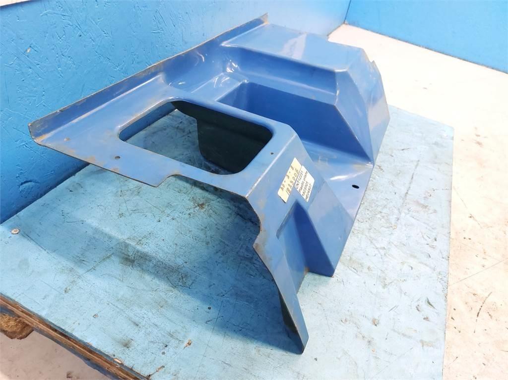 Ford 4000 驾驶室与内部