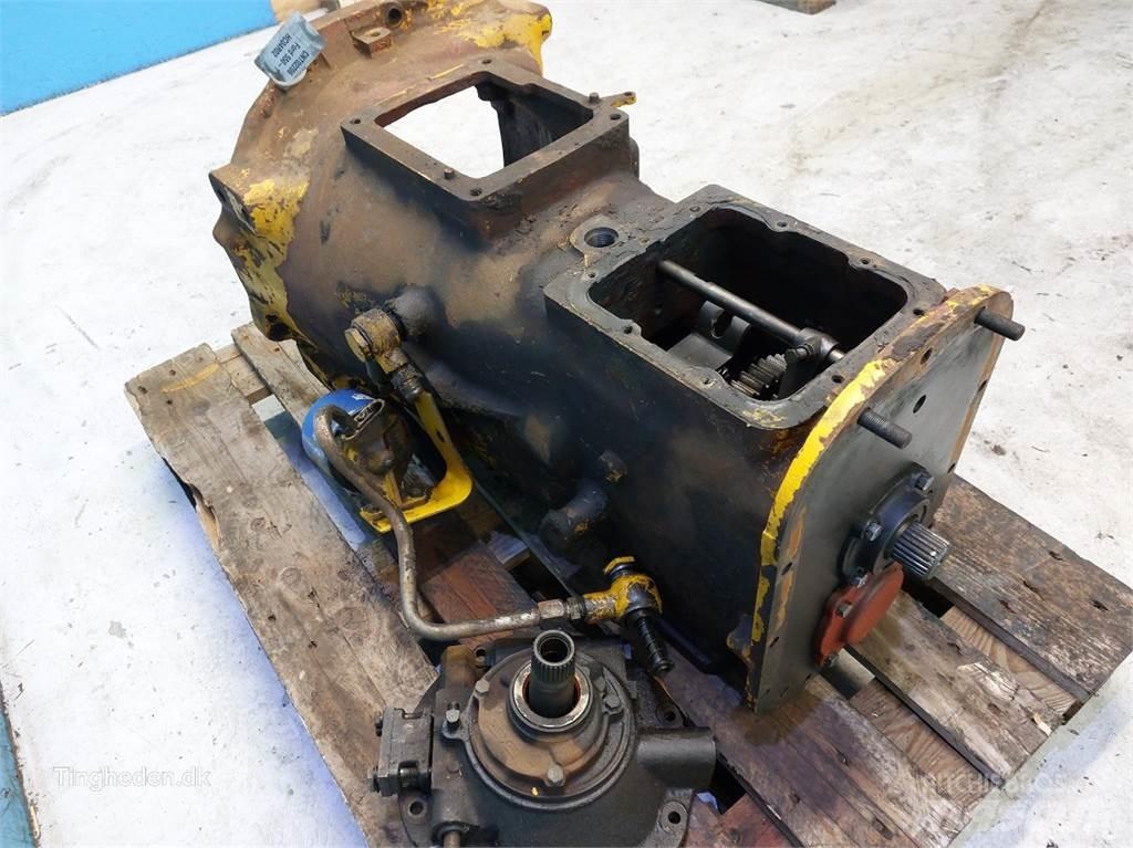 Ford 550 传动装置