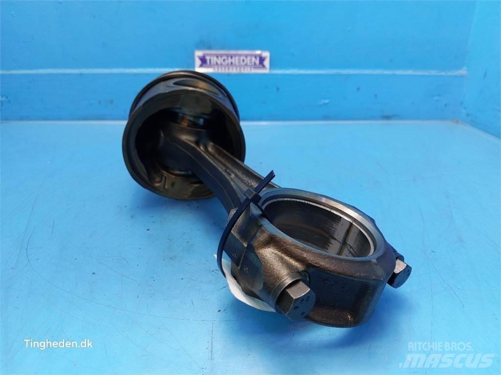 Ford 675TA 发动机