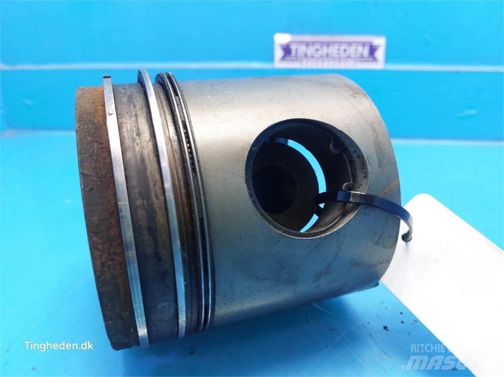 Ford 678 HT 发动机