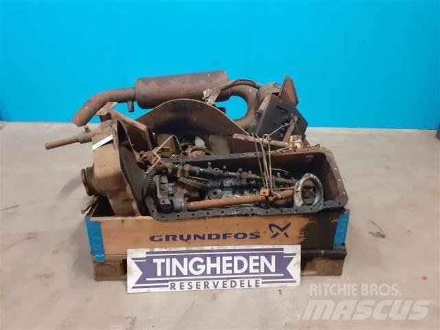 Ford 678 HTA 发动机