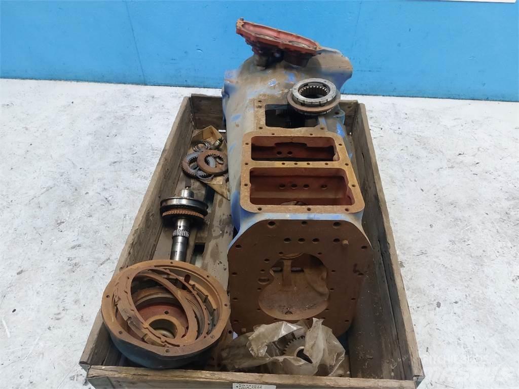 Ford 7810 传动装置