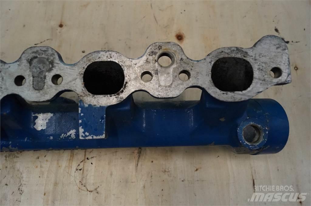 Ford 7810 发动机
