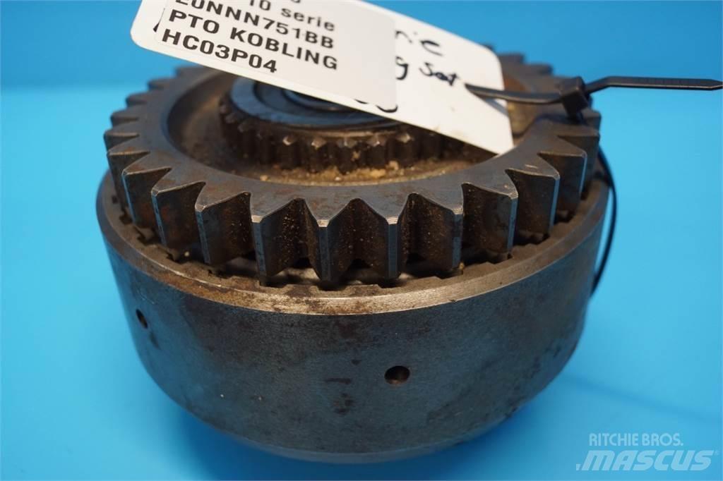 Ford 8210 传动装置