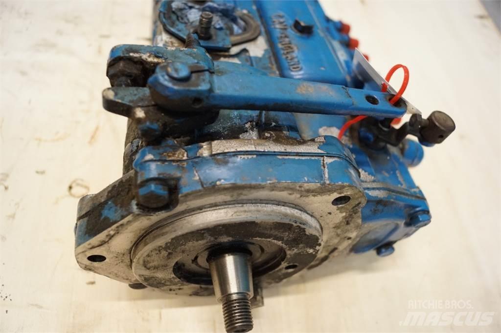 Ford 8210 发动机