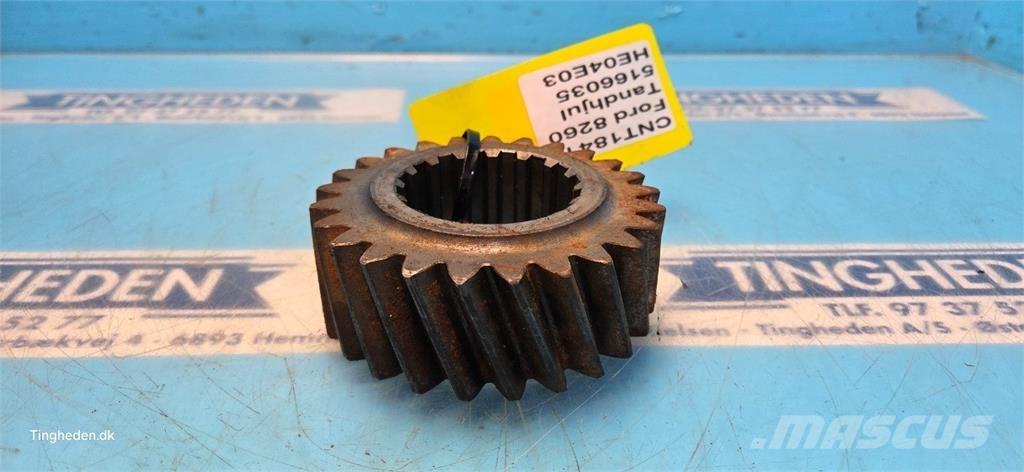 Ford 8260 传动装置