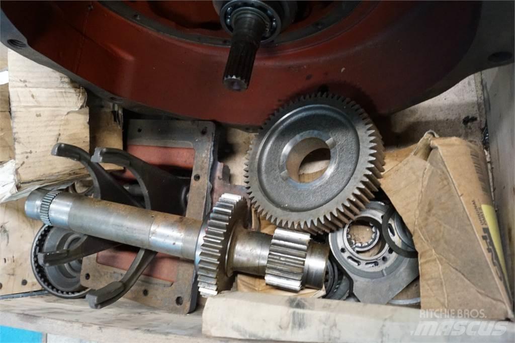 Ford 8340 传动装置