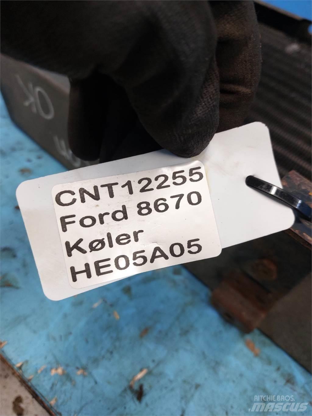 Ford 8670 散热器