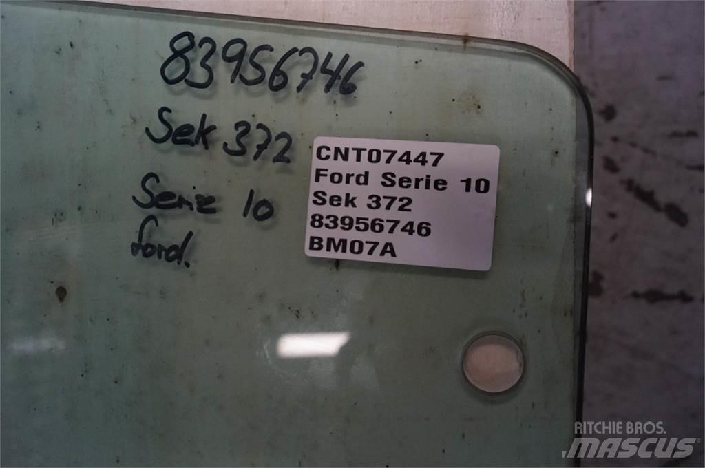 Ford Serie 10 驾驶室与内部