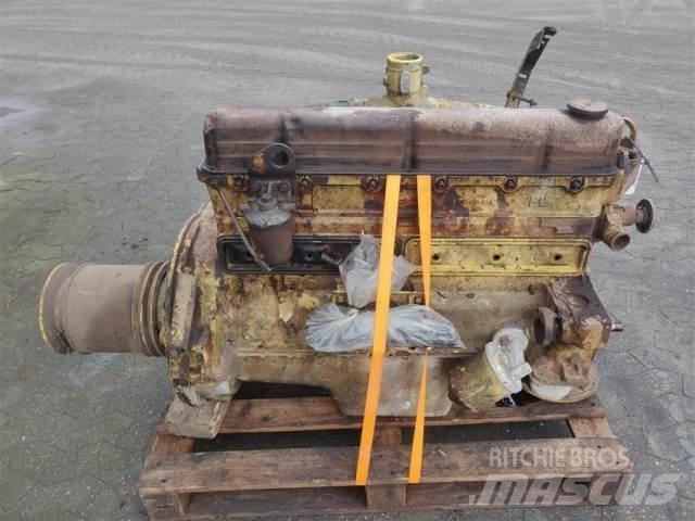 Ford Trader 590E 发动机