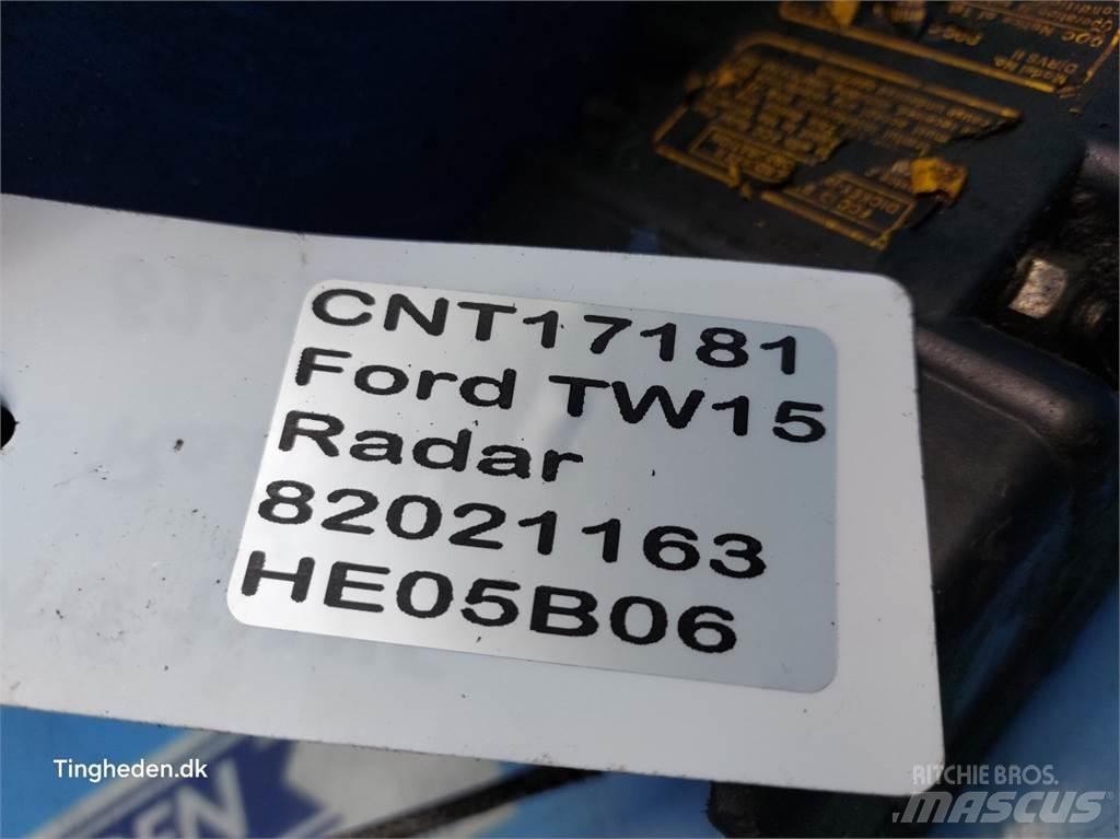 Ford TW15 电子设备