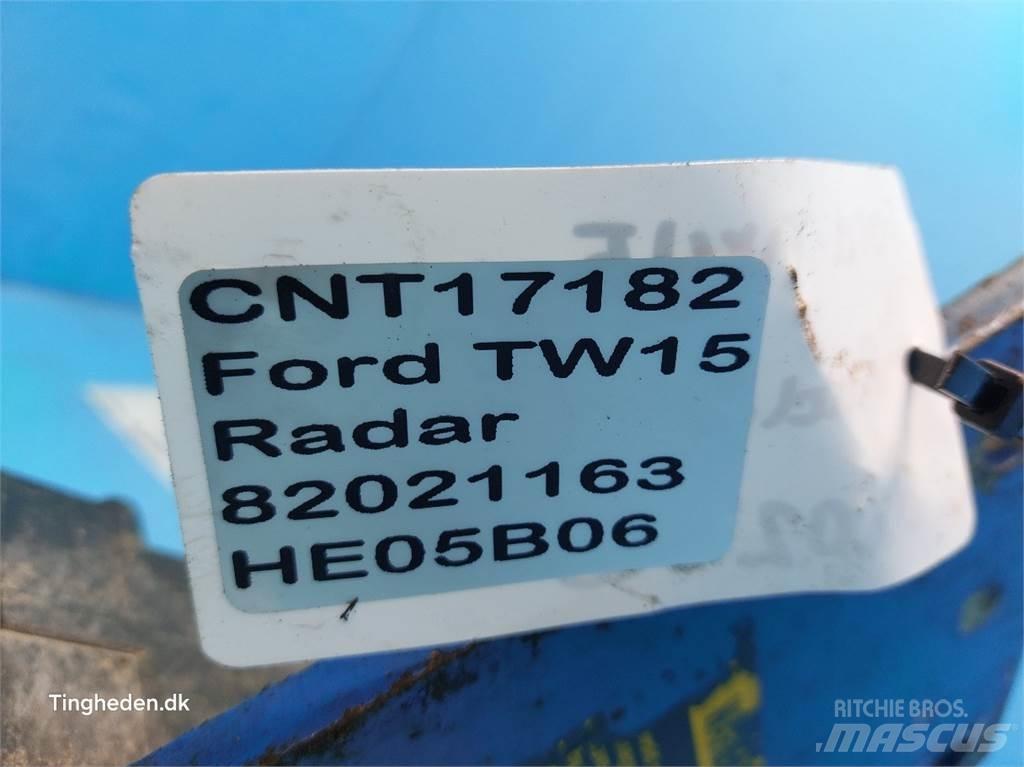 Ford TW15 电子设备