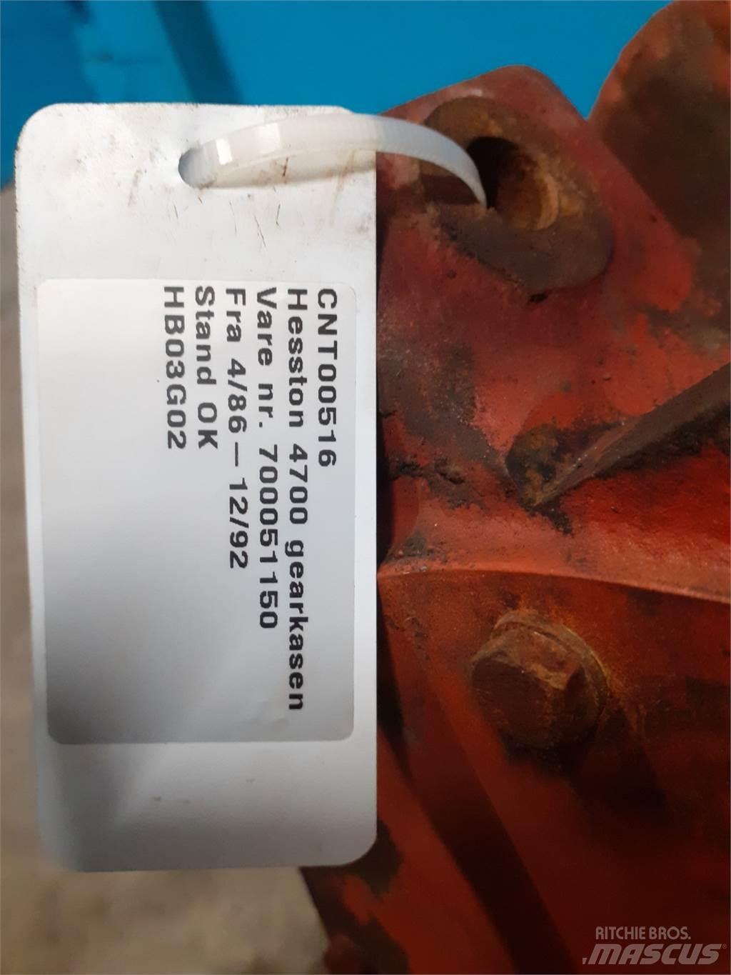 Hesston 4700 传动装置