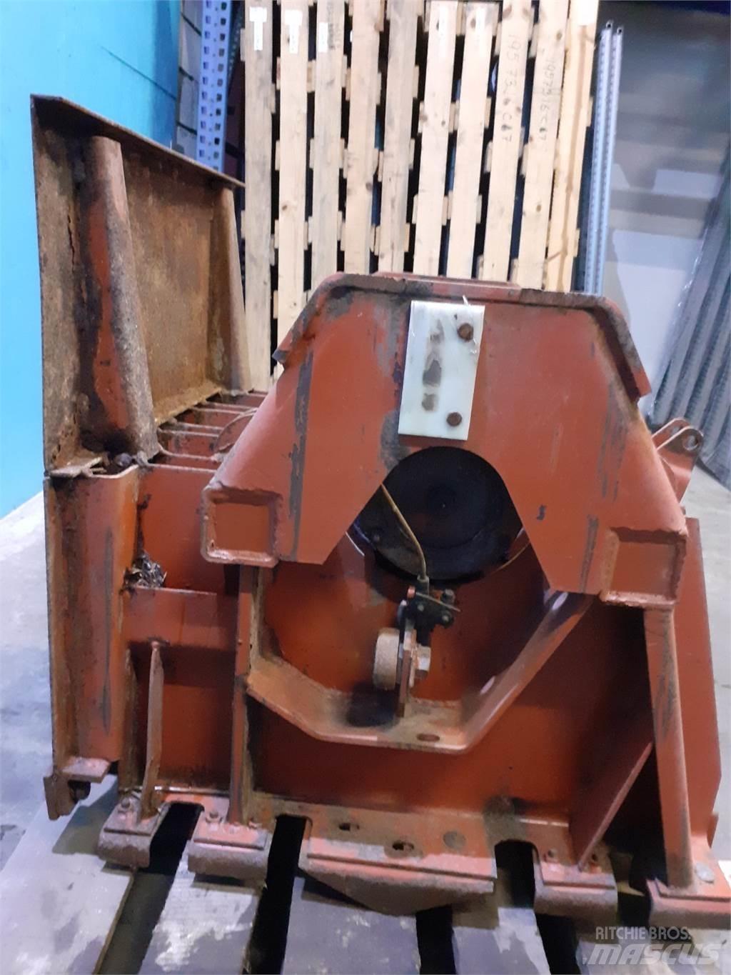 Hesston 4700 其他收获机械