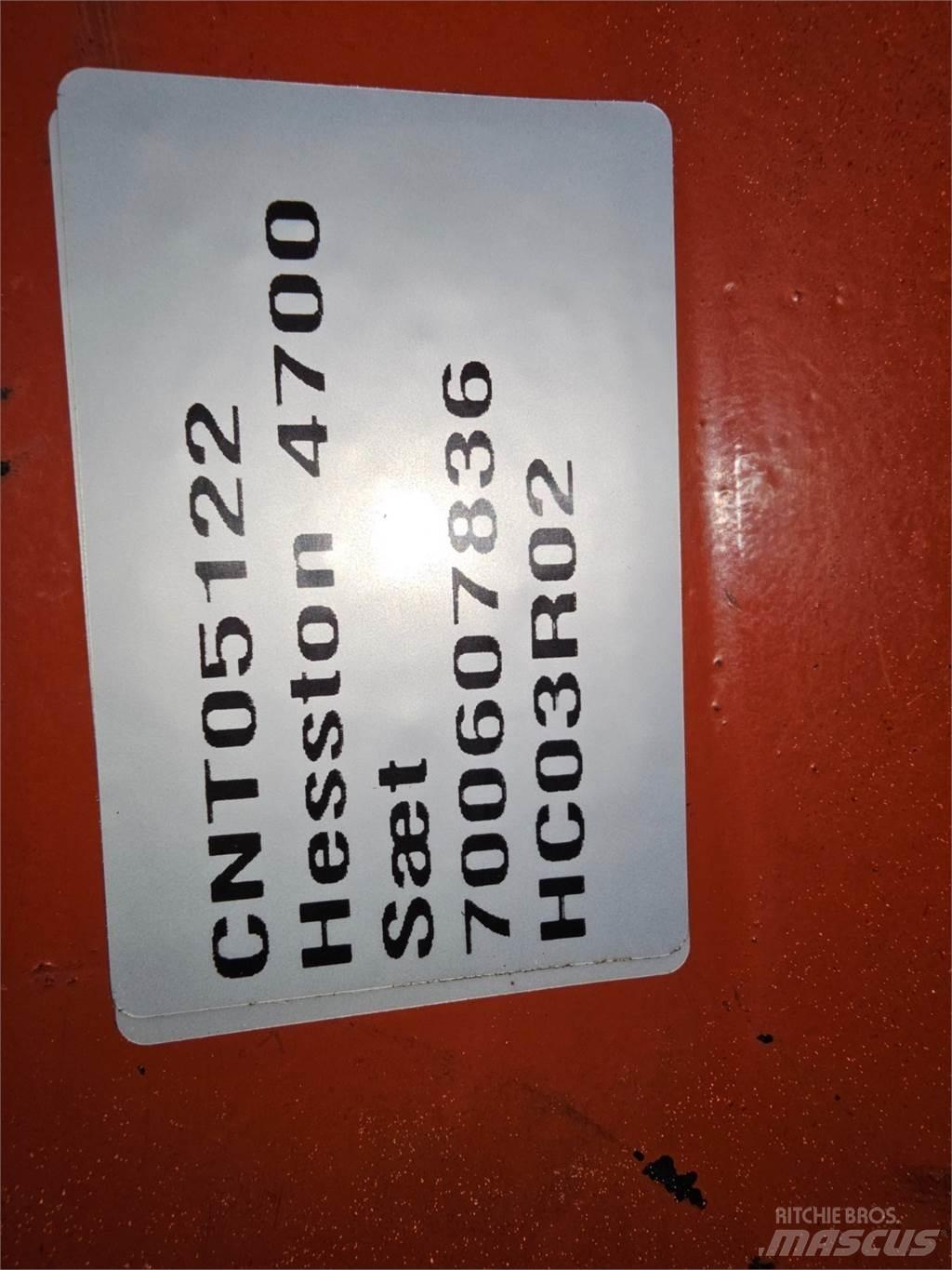 Hesston 4700 其他收获机械