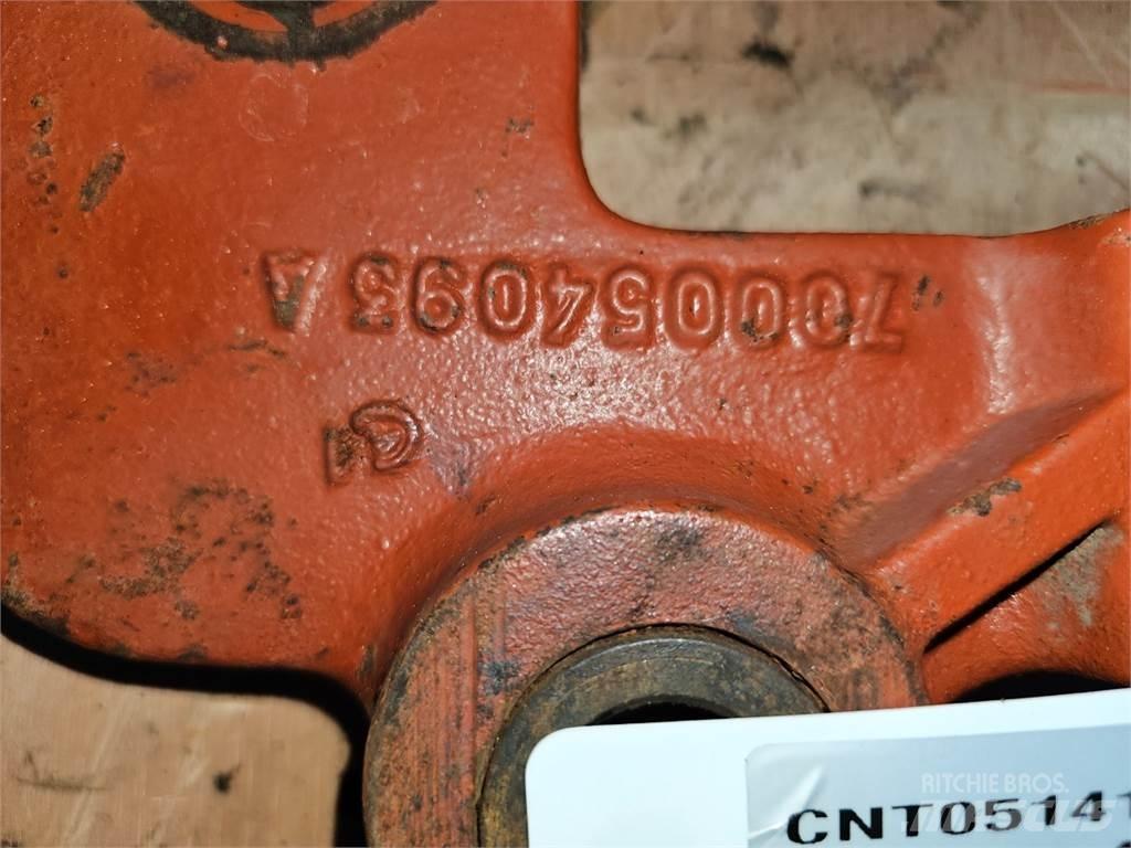 Hesston 4700 货物钳车