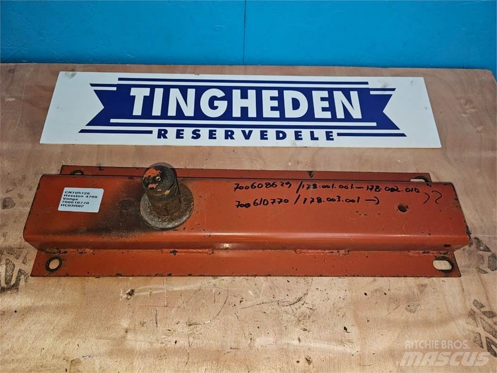 Hesston 4700 农业机械-其他
