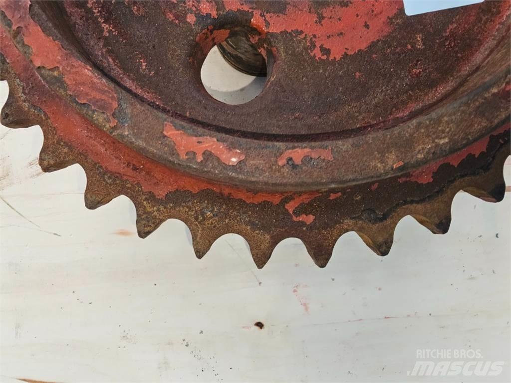 Hesston 4700 其他收获机械