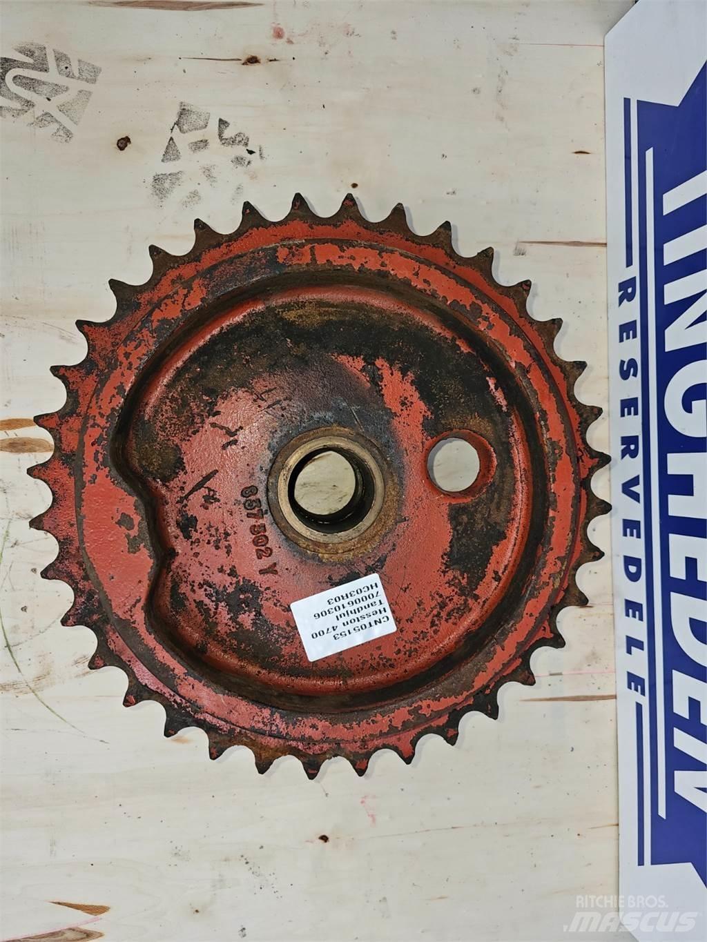 Hesston 4700 其他收获机械