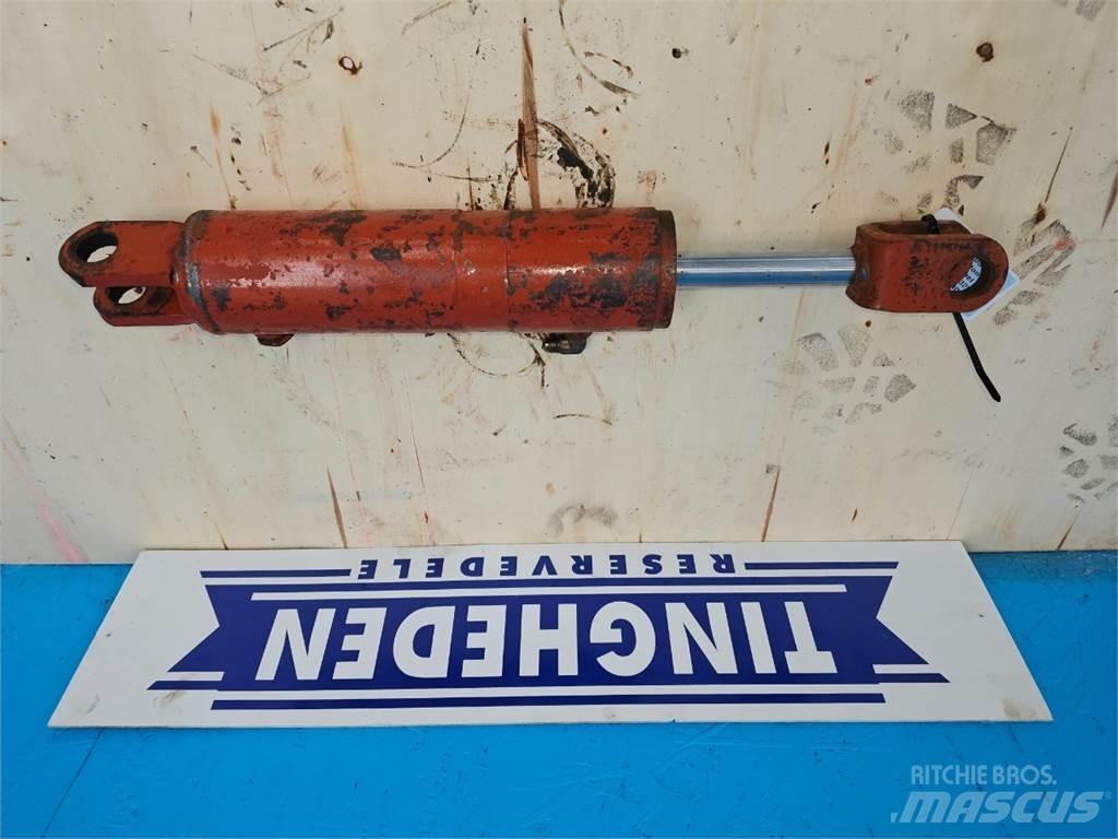 Hesston 4700 液压