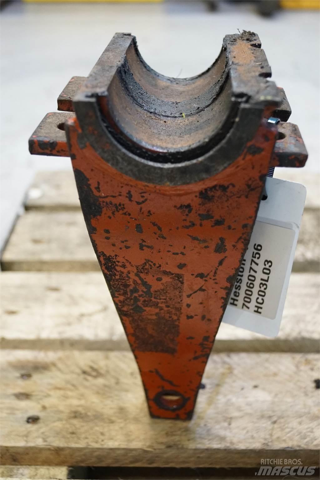 Hesston 4700 农业机械-其他