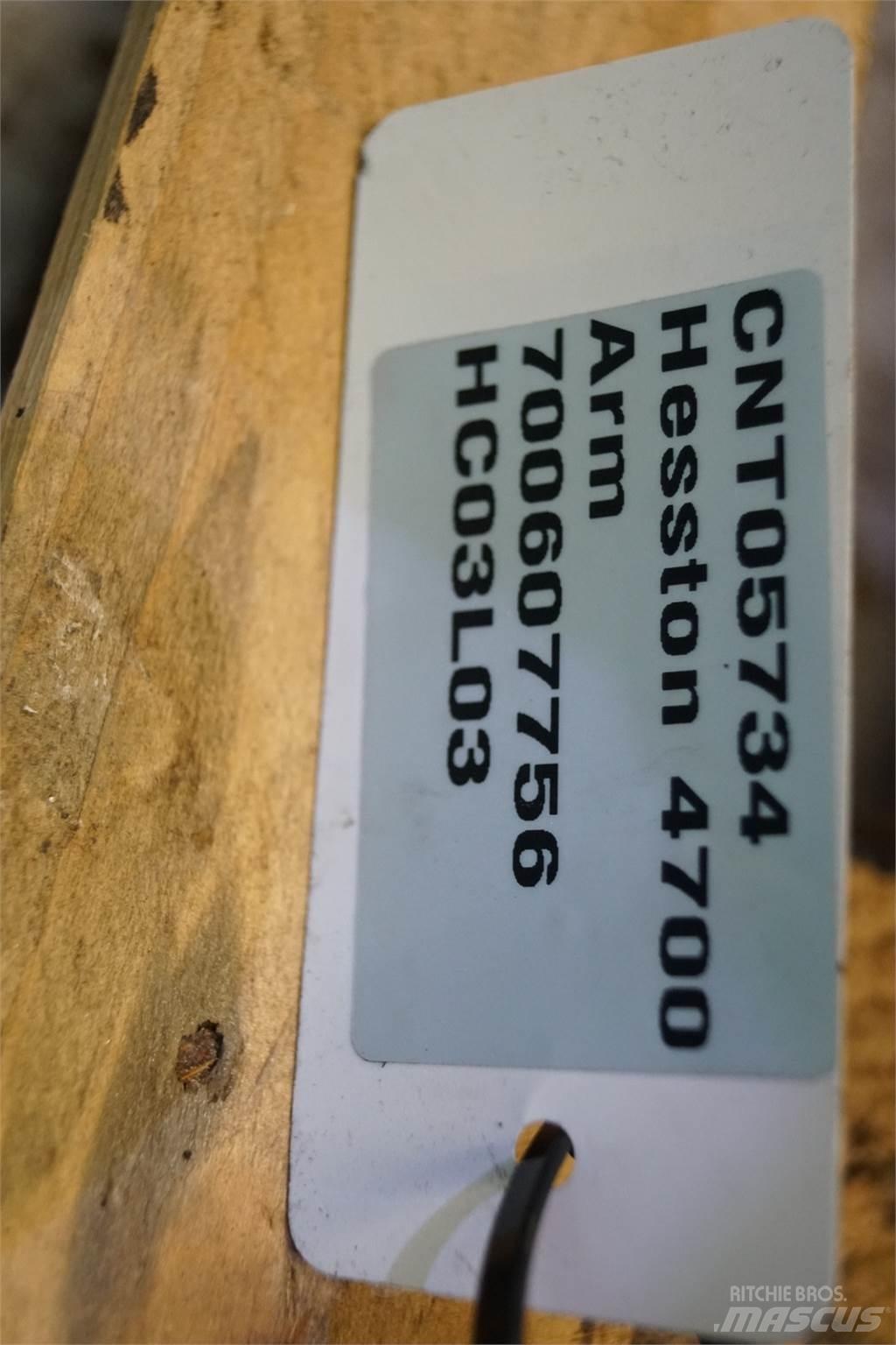 Hesston 4700 农业机械-其他