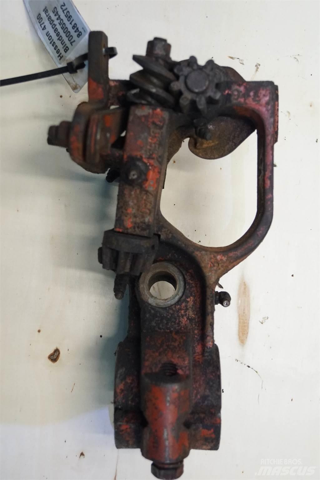 Hesston 4700 其他收获机械