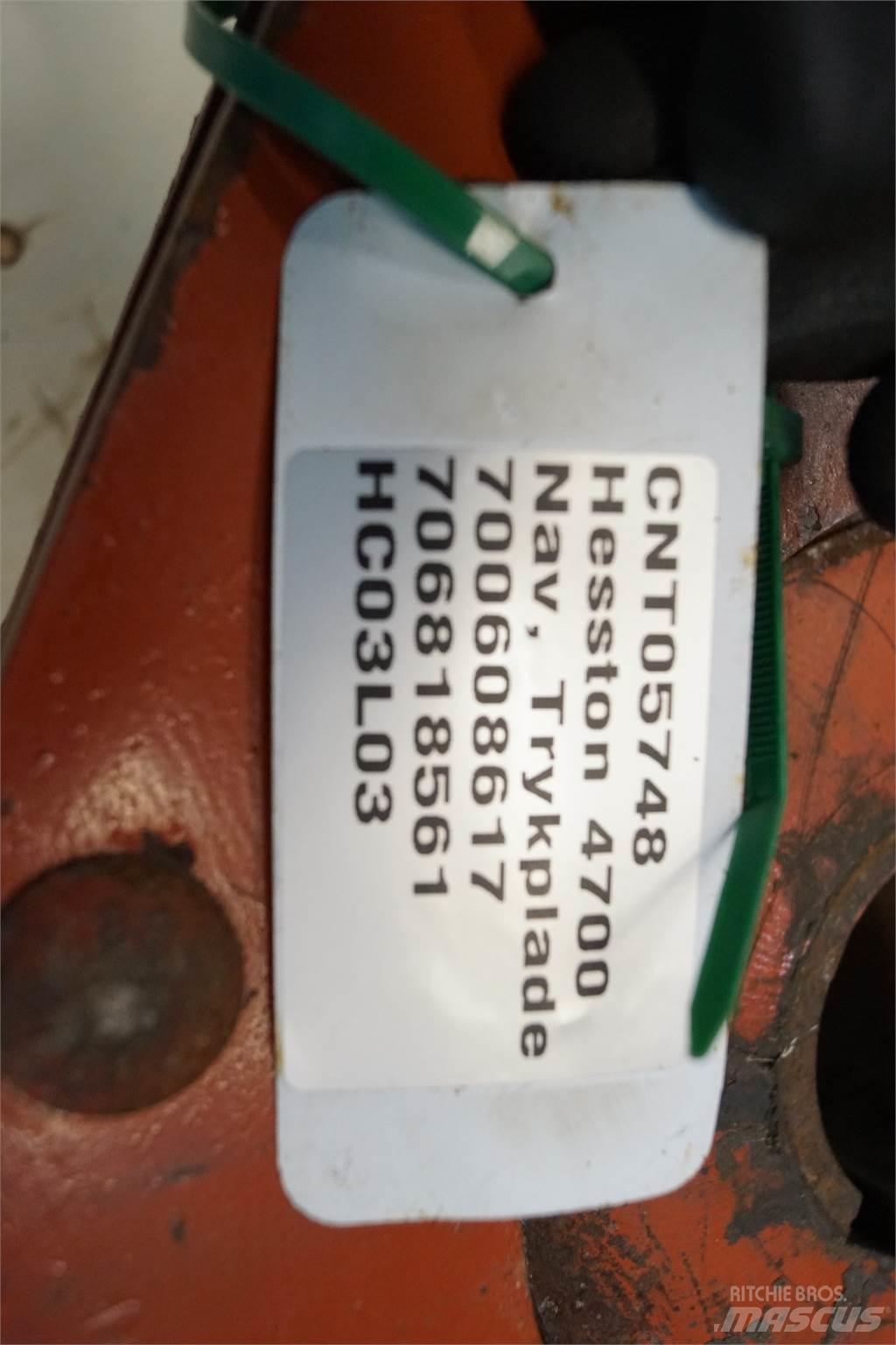 Hesston 4700 其他收获机械