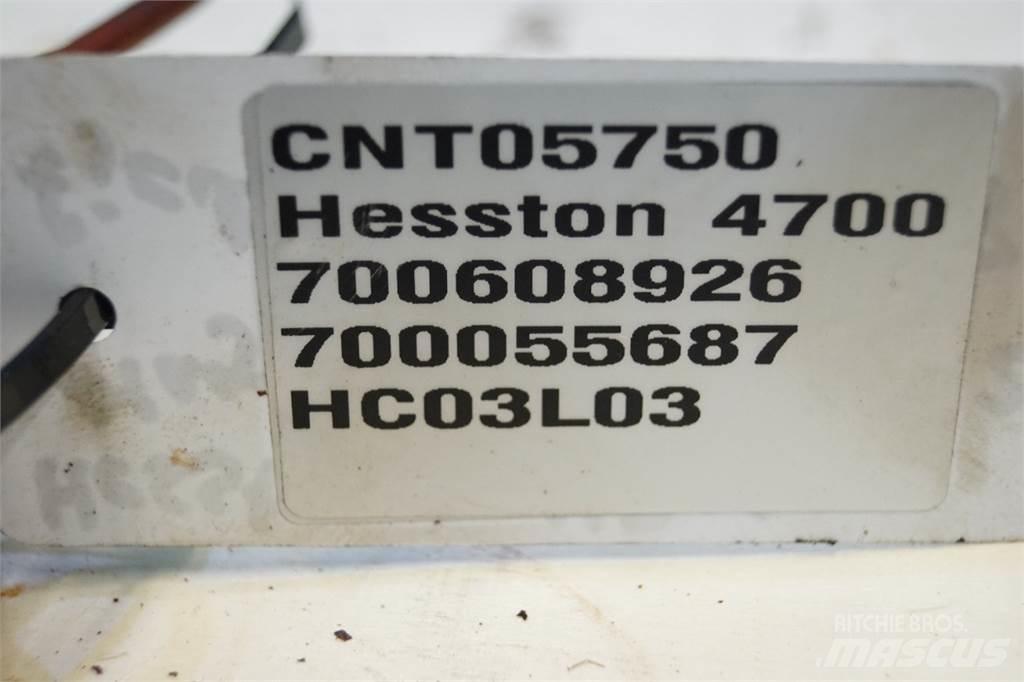 Hesston 4700 货物钳车