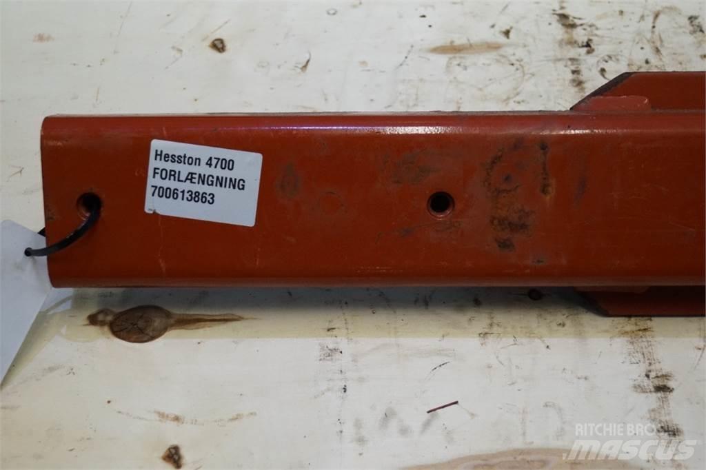 Hesston 4700 货物钳车