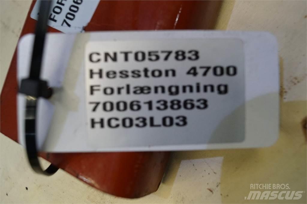 Hesston 4700 货物钳车