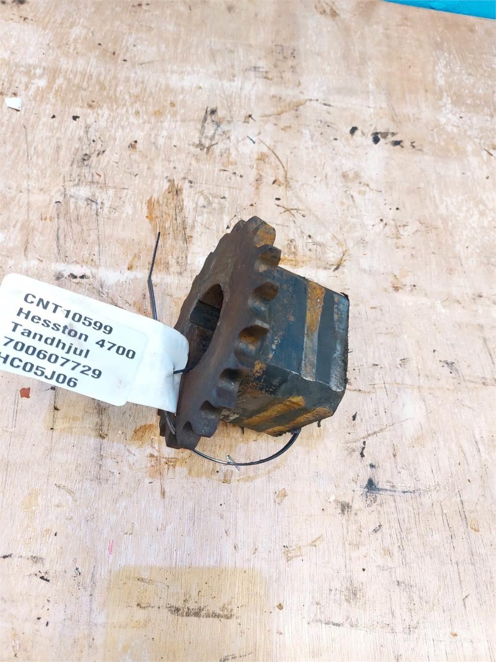 Hesston 4700 农业机械-其他