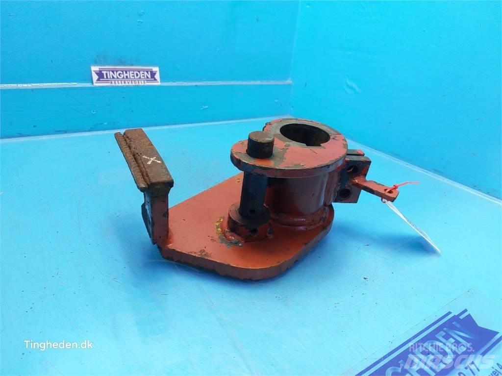 Hesston 4700 其他收获机械