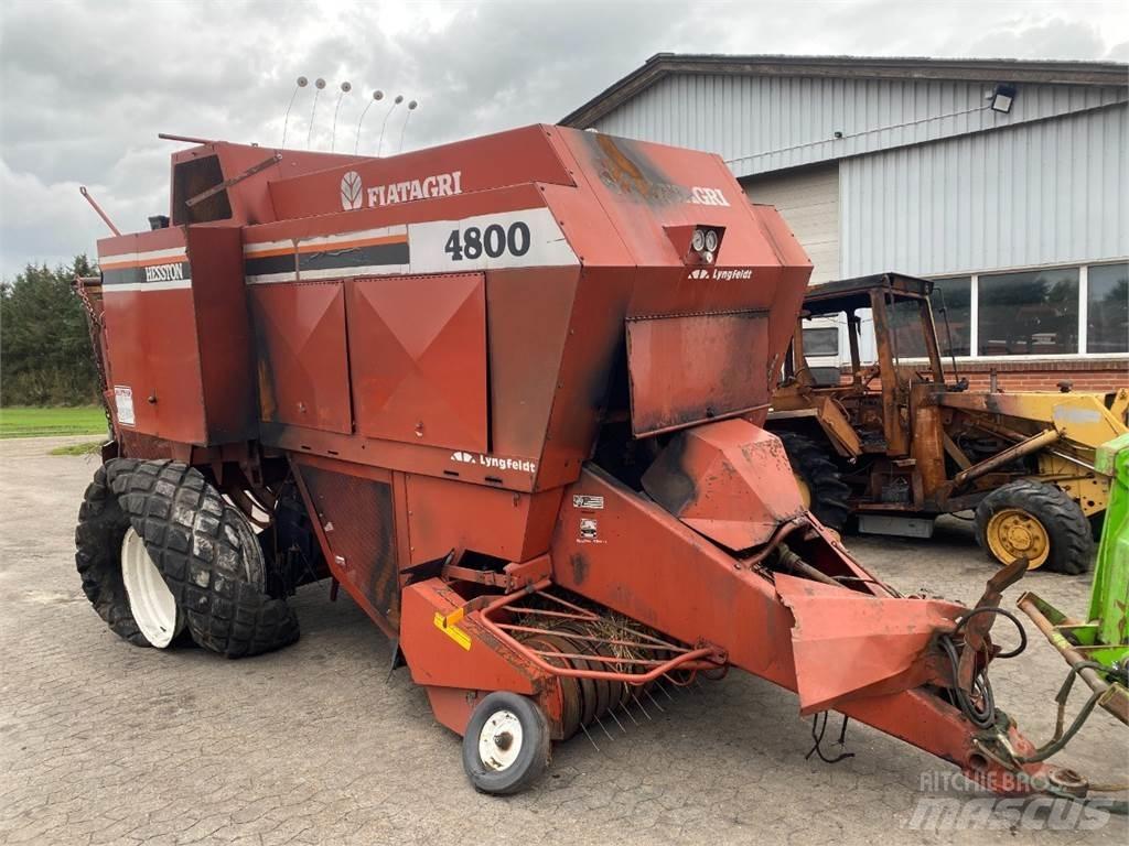 Hesston 4800 方捆打捆机