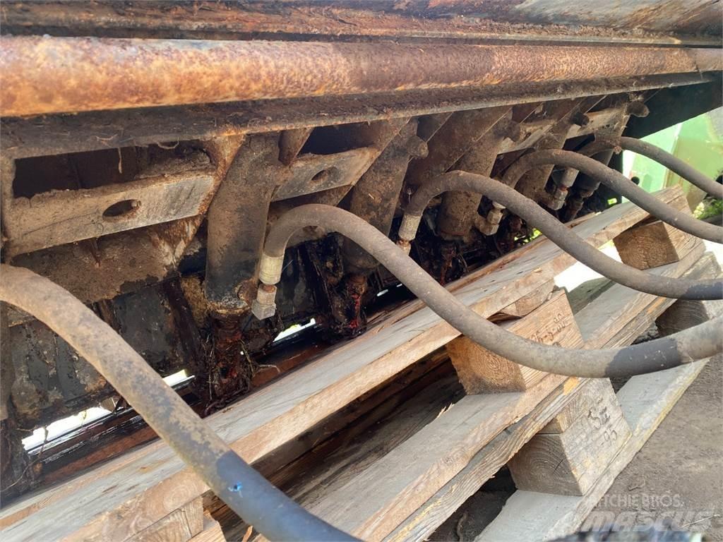 Hesston 4860 联合收割机配件