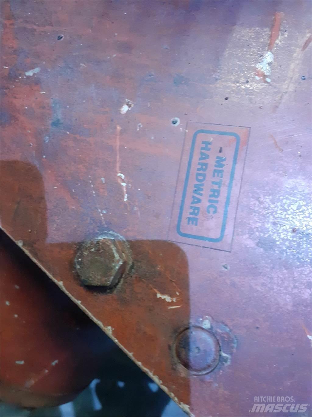 Hesston 4900 传动装置
