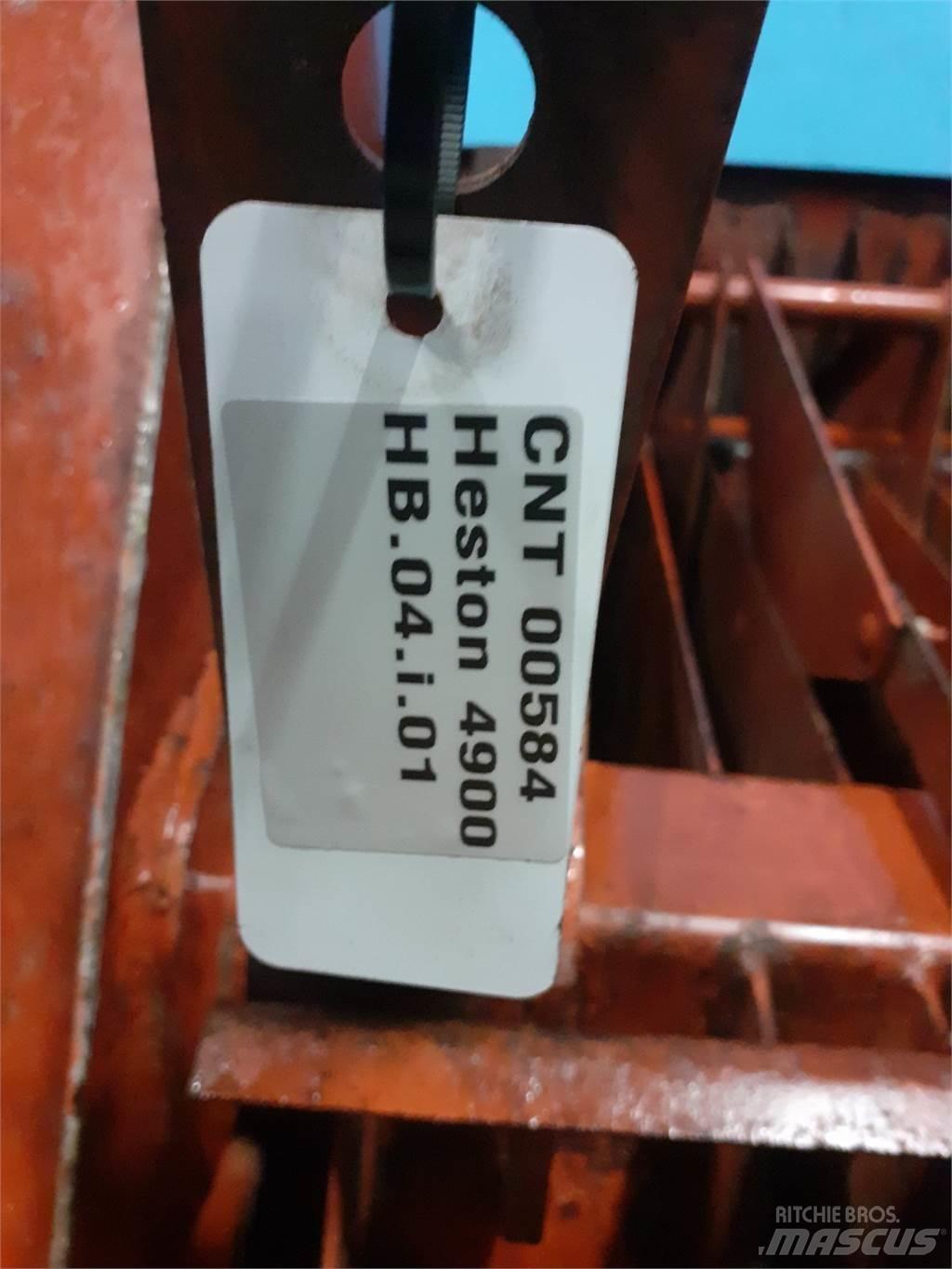 Hesston 4900 其他收获机械